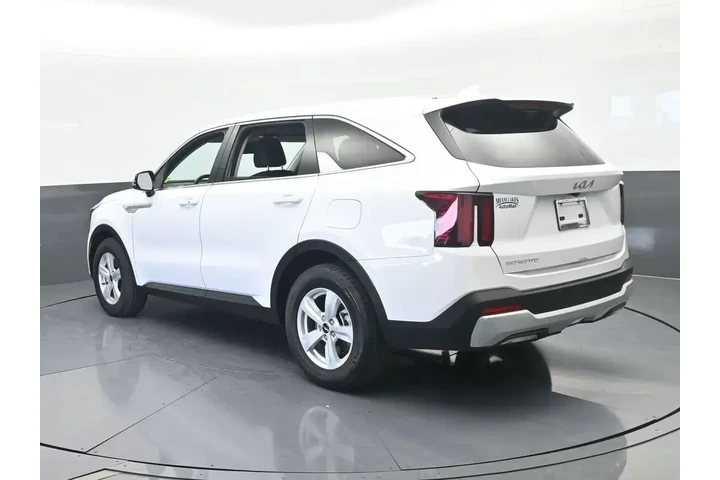 $28991 : Kia Sorento 2025 LX 4dr SUV image 4