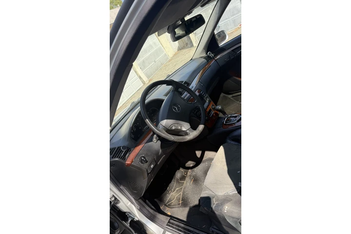 $1500 : 2004 Mercedes s430 image 3
