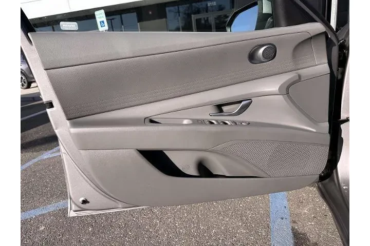 $16999 : Hyundai ELANTRA 2023 SEL 4dr image 8