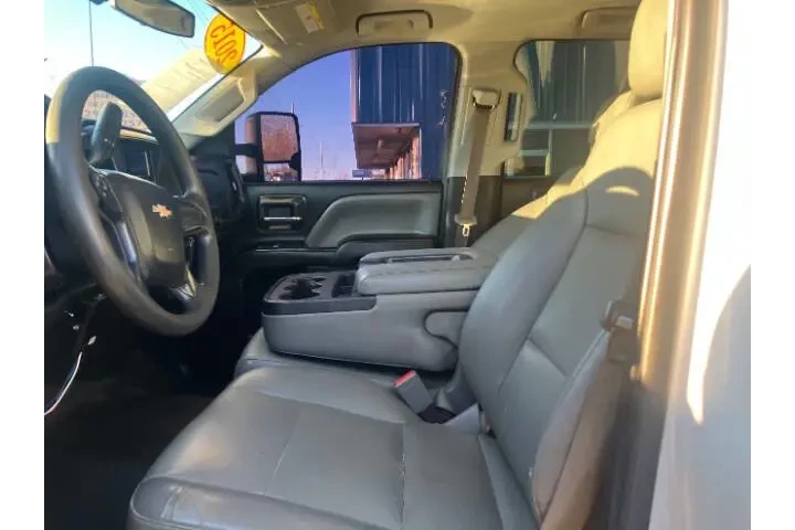 $18500 : 2015 Silverado 2500HD image 9