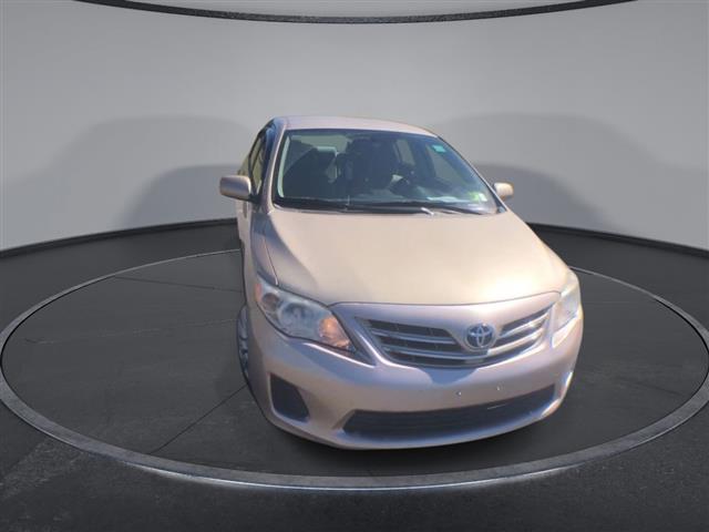 $12000 : PRE-OWNED 2013 TOYOTA COROLLA image 3