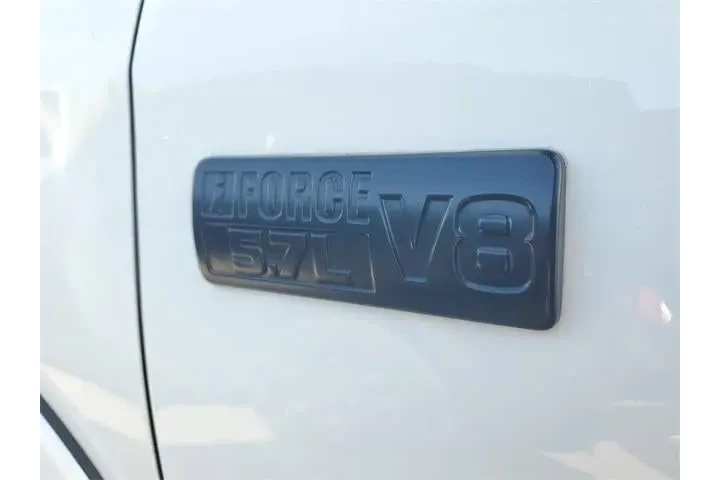 $27990 : Toyota Tundra 2019 4x4 SR5 4 image 7