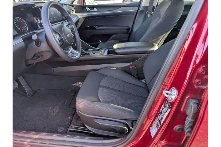 $21500 : Kia K5 2024 LXS 4dr Sedan image 9