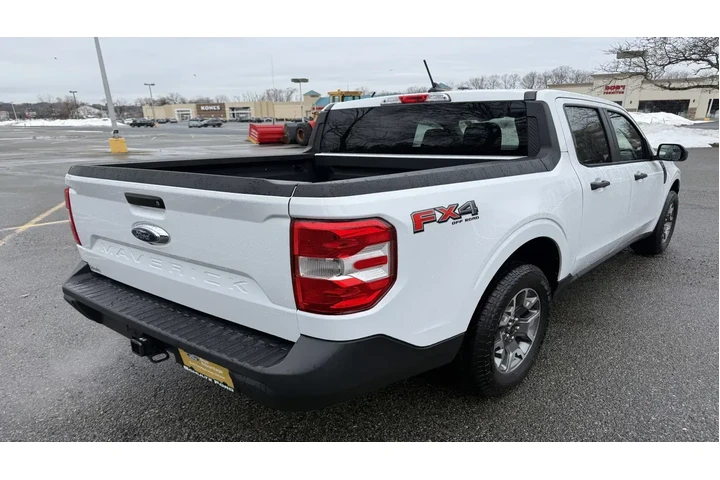 $29990 : Ford Maverick 2024 AWD XLT 4 image 7