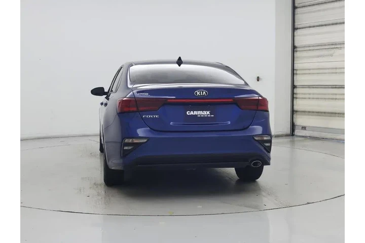 $17998 : Kia Forte 2021 LXS 4dr Sedan image 2