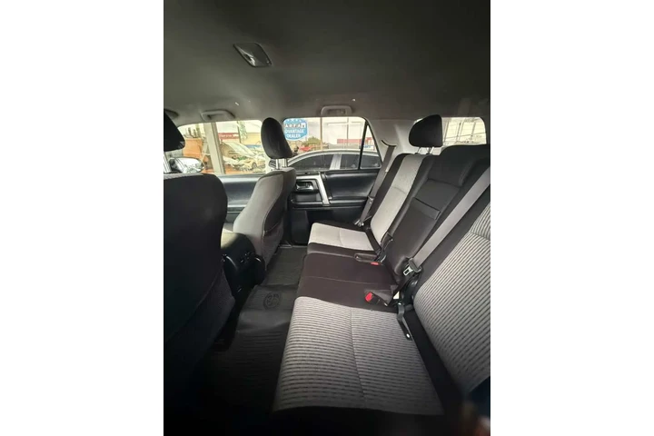 $2000 : 4Runner SR5 Sport image 7