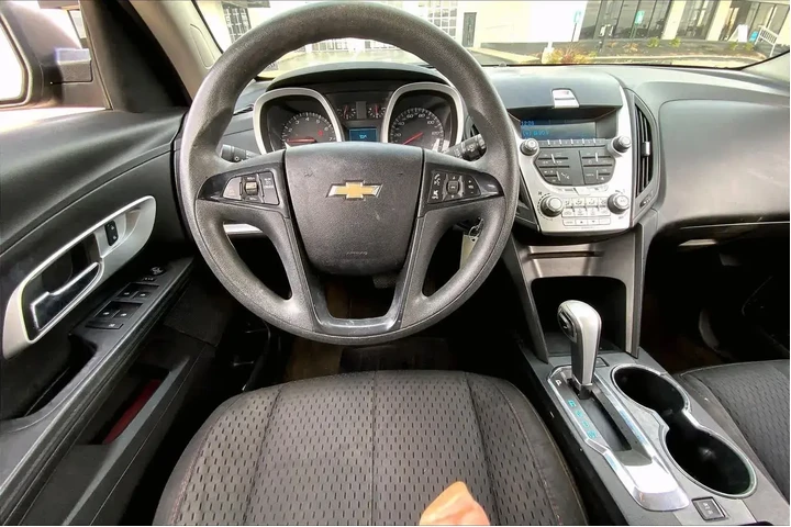 $3134 : Chevrolet Equinox 2013 LS 4d image 6