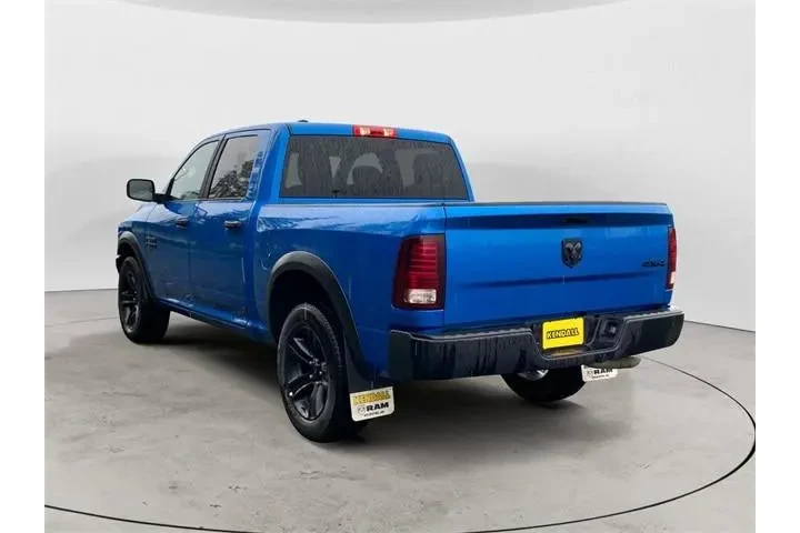 $36488 : Ram 1500 Classic 2024 4x4 SL image 3