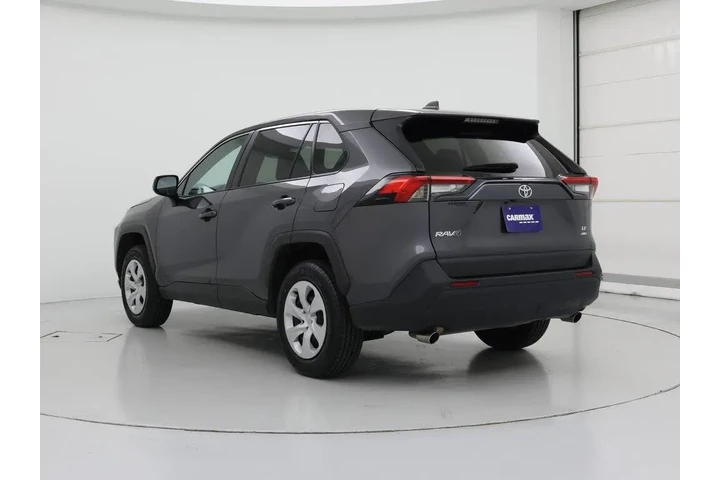 $25998 : Toyota RAV4 2024 AWD LE 4dr image 2