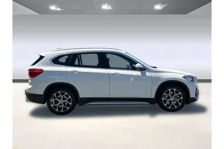 $23898 : BMW X1 2022 AWD xDrive28i 4d image 8