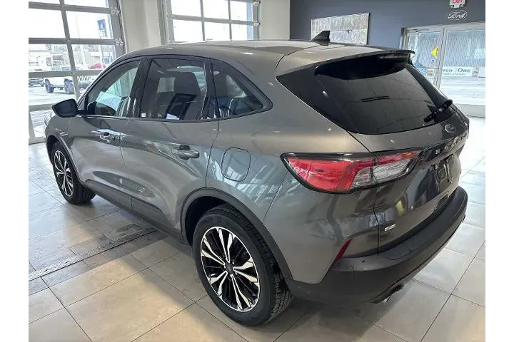 $29990 : Ford Escape 2022 AWD SE 4dr image 5