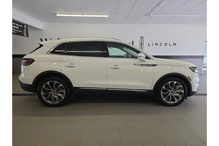 $38999 : Lincoln Nautilus 2022 AWD Re image 6
