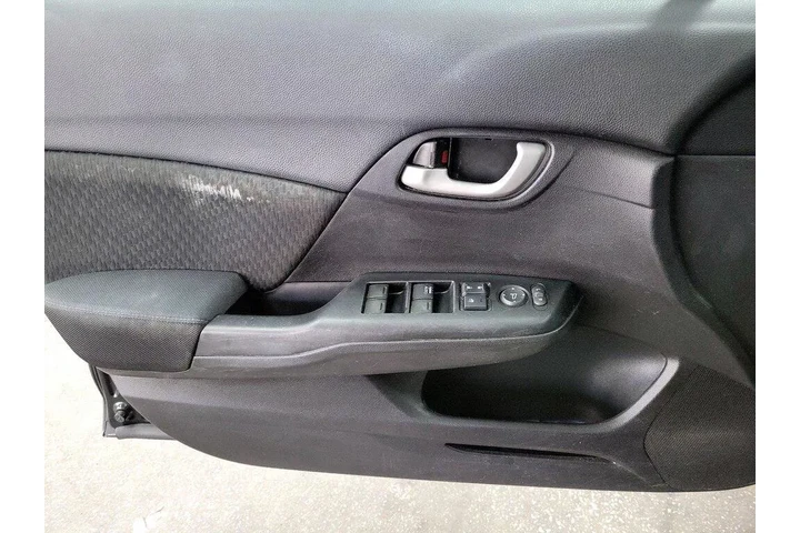 $15998 : Honda Civic 2015 LX 4dr Seda image 4