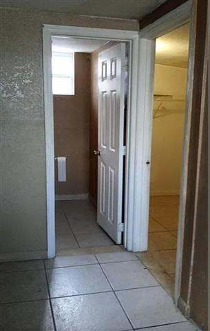 $2250 : 3 bedroom house in Miami image 9