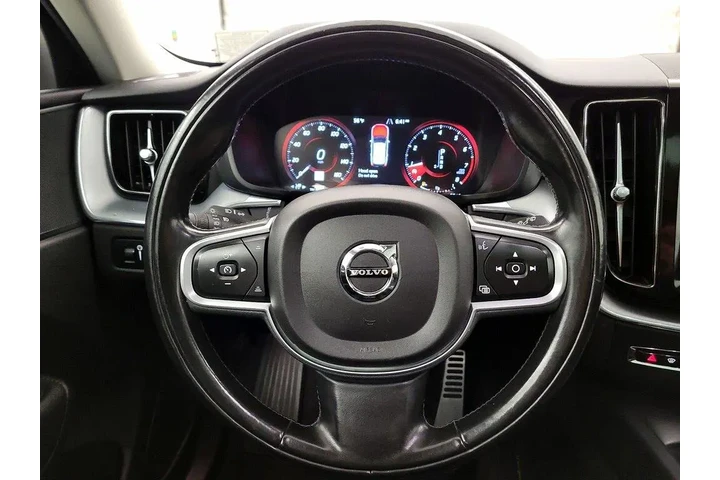 $20998 : Volvo XC60 2018 AWD T6 Momen image 10