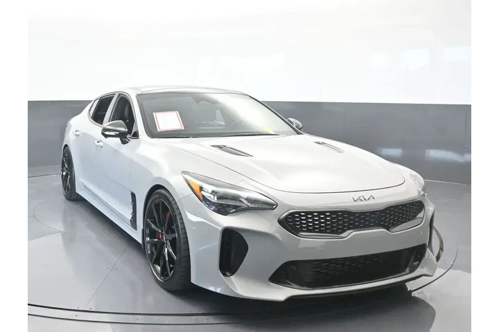 $37994 : Kia Stinger 2023 GT2 4dr Sed image 9