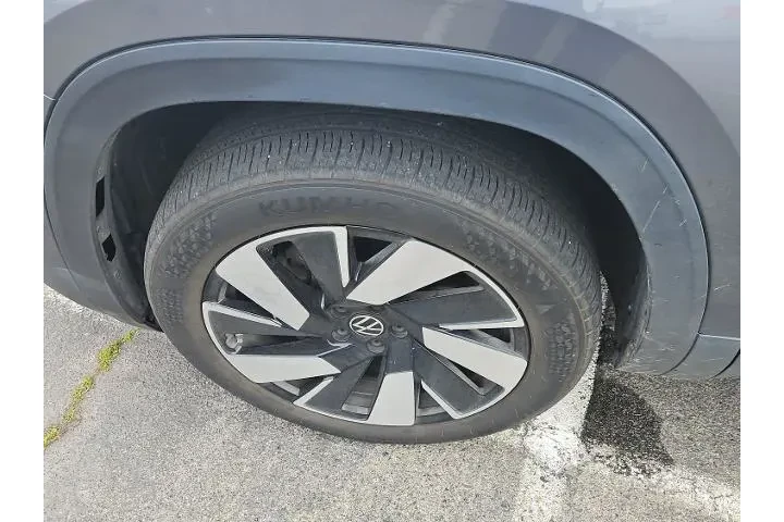 $28500 : Volkswagen Atlas Cross Sport image 3