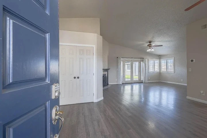$2800 : elegante, 3 habitaciones y 2 b image 1