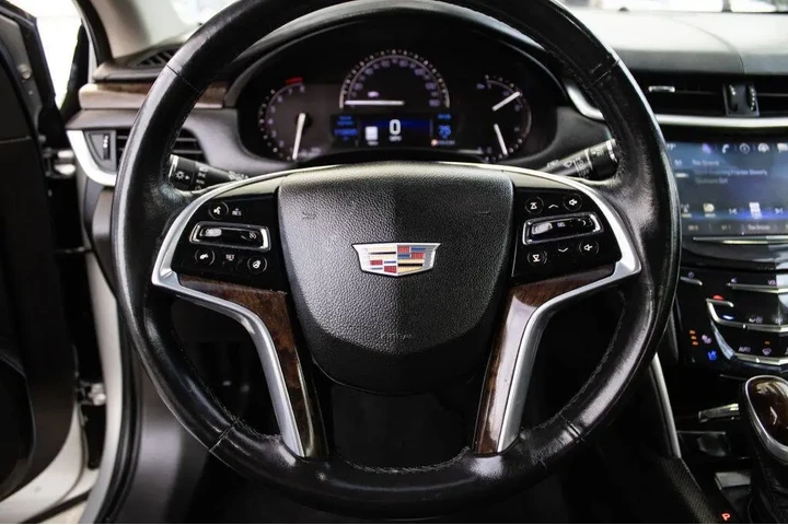 $14995 : 2017 XTS image 9