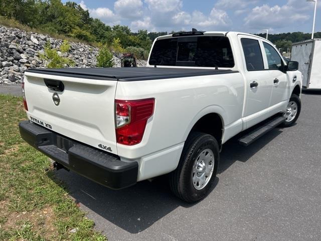 $37998 : PRE-OWNED 2022 NISSAN TITAN X image 7