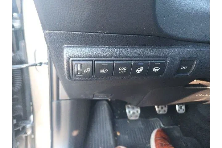 $37500 : Toyota GR Corolla 2024 AWD C image 3