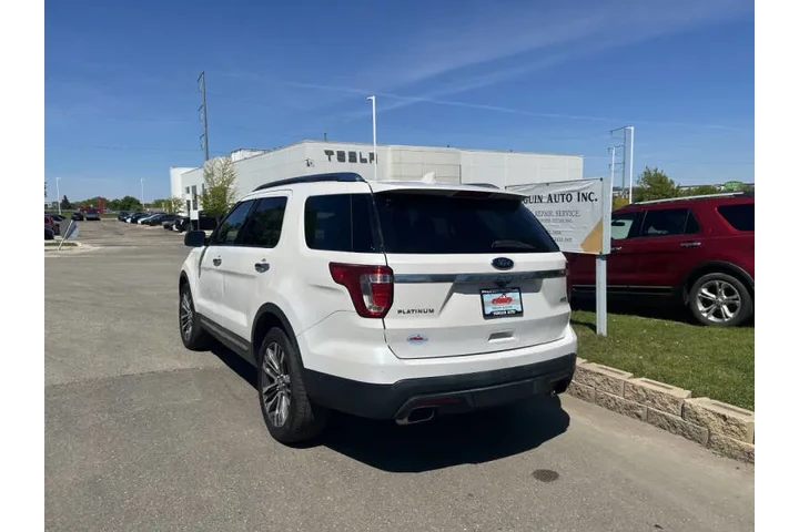 $15990 : 2017 Explorer Platinum image 4