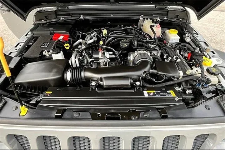 $31140 : Jeep Wrangler Unlimited 2022 image 9