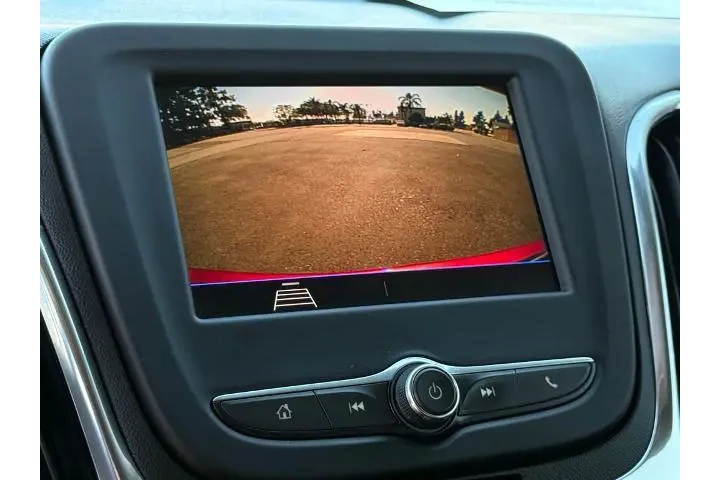 $17129 : Chevrolet Equinox 2020 LT 4d image 8