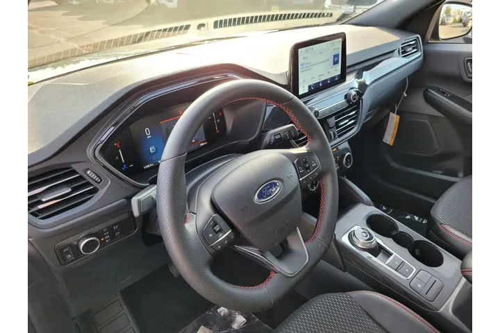 $27000 : Ford Escape Hybrid 2025 ST-L image 9