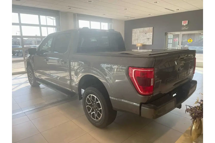 $29845 : Ford F-150 2021 4x4 Lariat 4 image 5