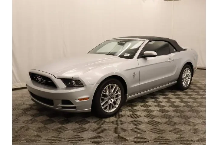 $15995 : Ford Mustang 2013 V6 Premium image 1