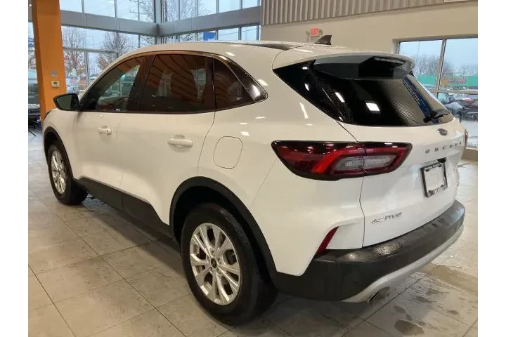 $22495 : Ford Escape 2023 AWD Active image 7