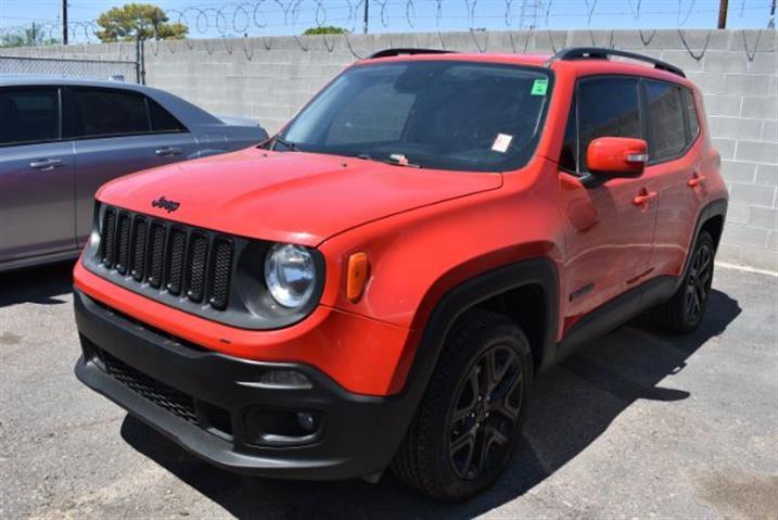 $11995 : 2017 Renegade Latitude 4WD image 4