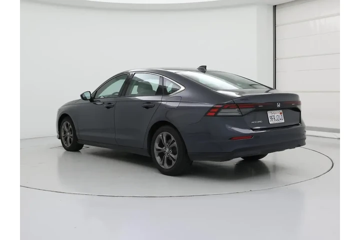 $25998 : Honda Accord 2023 EX 4dr Sed image 2