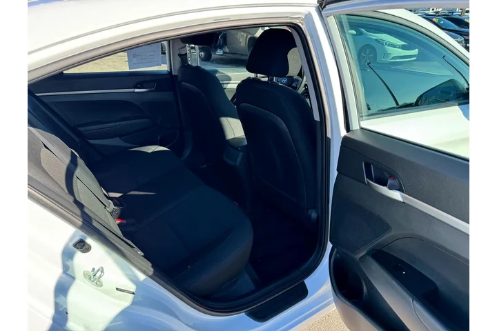 $9980 : 2019 Elantra SE Auto image 9