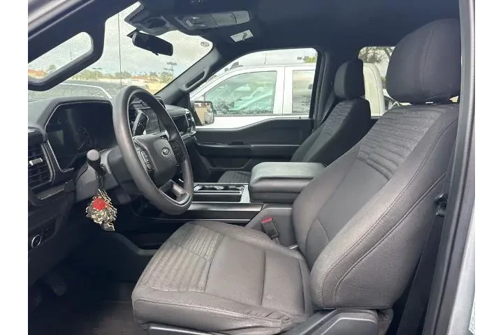 $38503 : Ford F-150 2023 4x2 XL 4dr S image 4