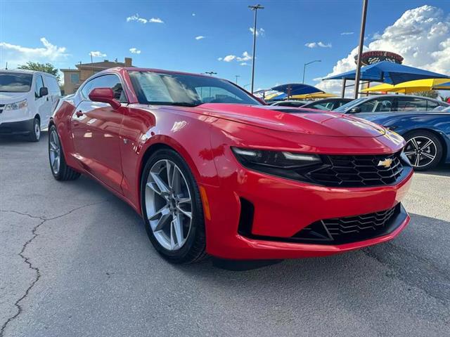 $29995 : Pre-Owned 2022 Camaro LT Coup image 4