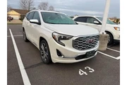 $26900 : GMC Terrain 2020 Denali 4dr thumbnail