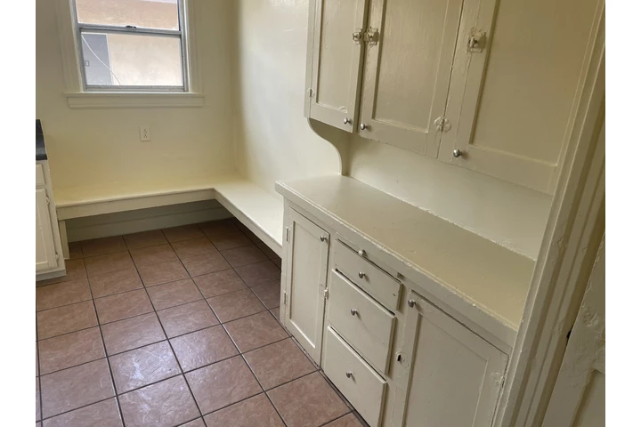 $2375 : Two bedroom one bath for rent image 3