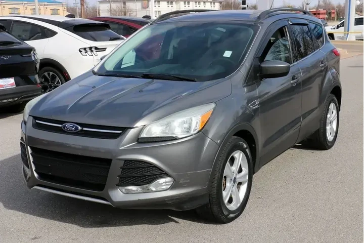 $6995 : Ford Escape 2014 SE 4dr SUV image 2