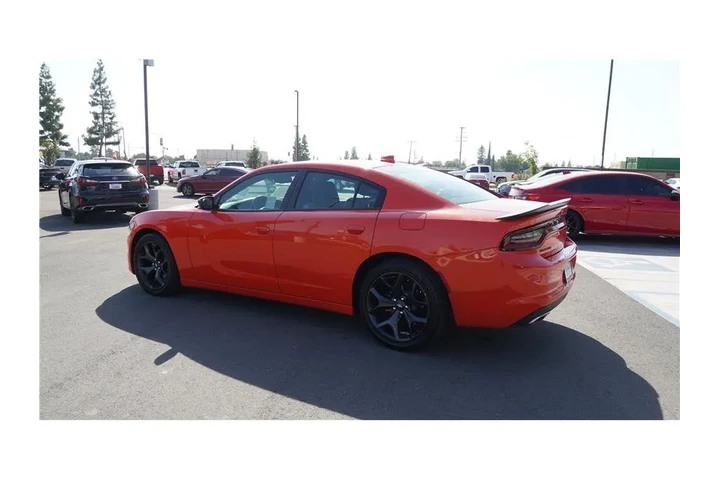$21984 : 2020 Charger SXT image 8