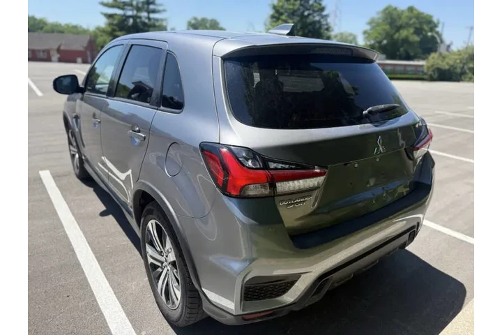 $7750 : 2021 Outlander Sport SE image 5