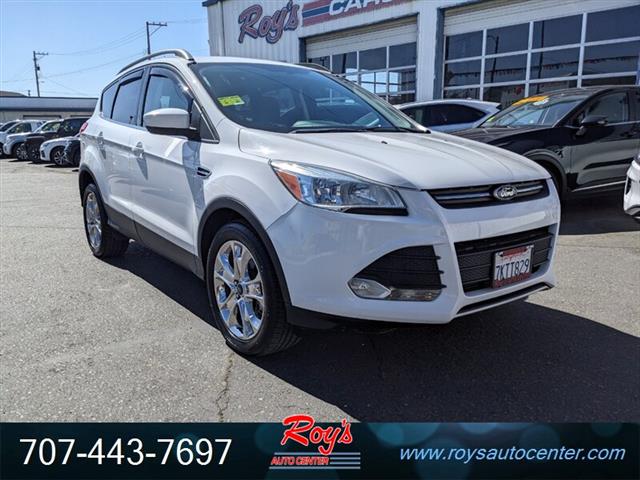 2014 Escape SE AWD SUV image 1