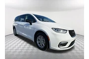 $26391 : Chrysler Pacifica 2024 Touri thumbnail