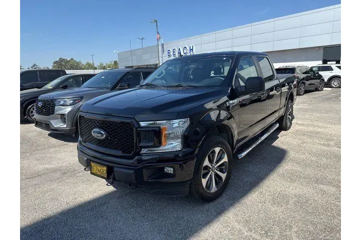 $32226 : Ford F-150 2020 4x4 XL 4dr S image 7