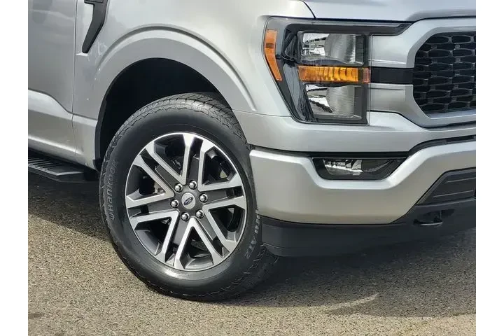 $38539 : Ford F-150 2023 4x4 XL 4dr S image 6