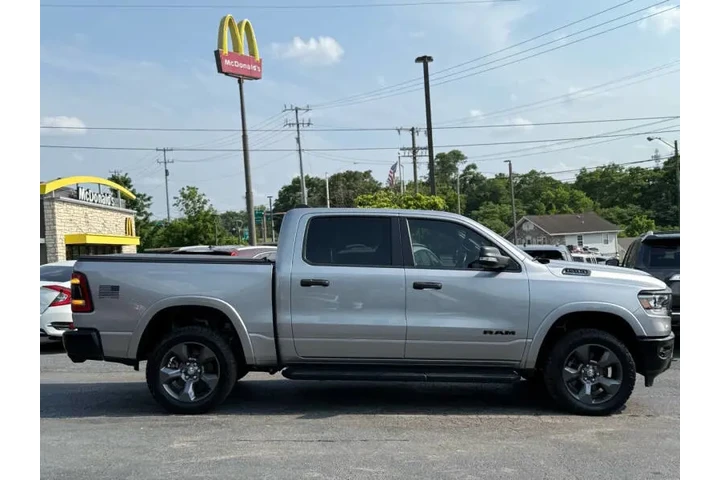 $29995 : 2021 RAM 1500 Big Horn image 7