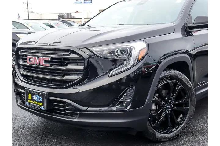 $24870 : GMC Terrain 2021 4x4 SLT 4dr image 2