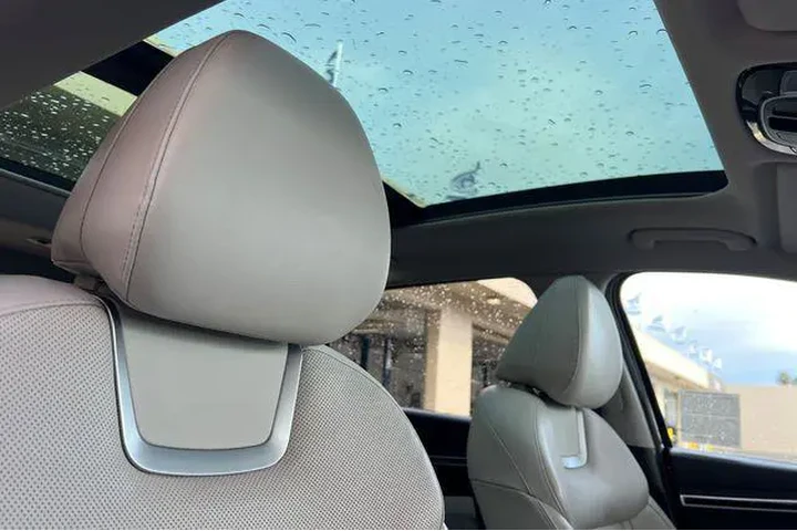 $25190 : Hyundai TUCSON Hybrid 2023 A image 9