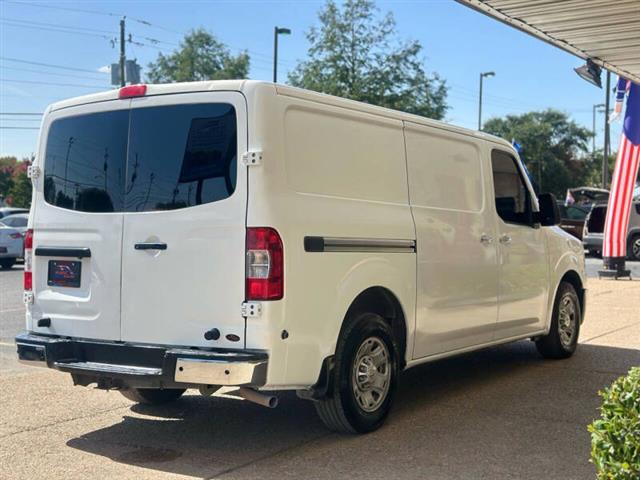 $14499 : 2012 NV 2500 HD S image 9